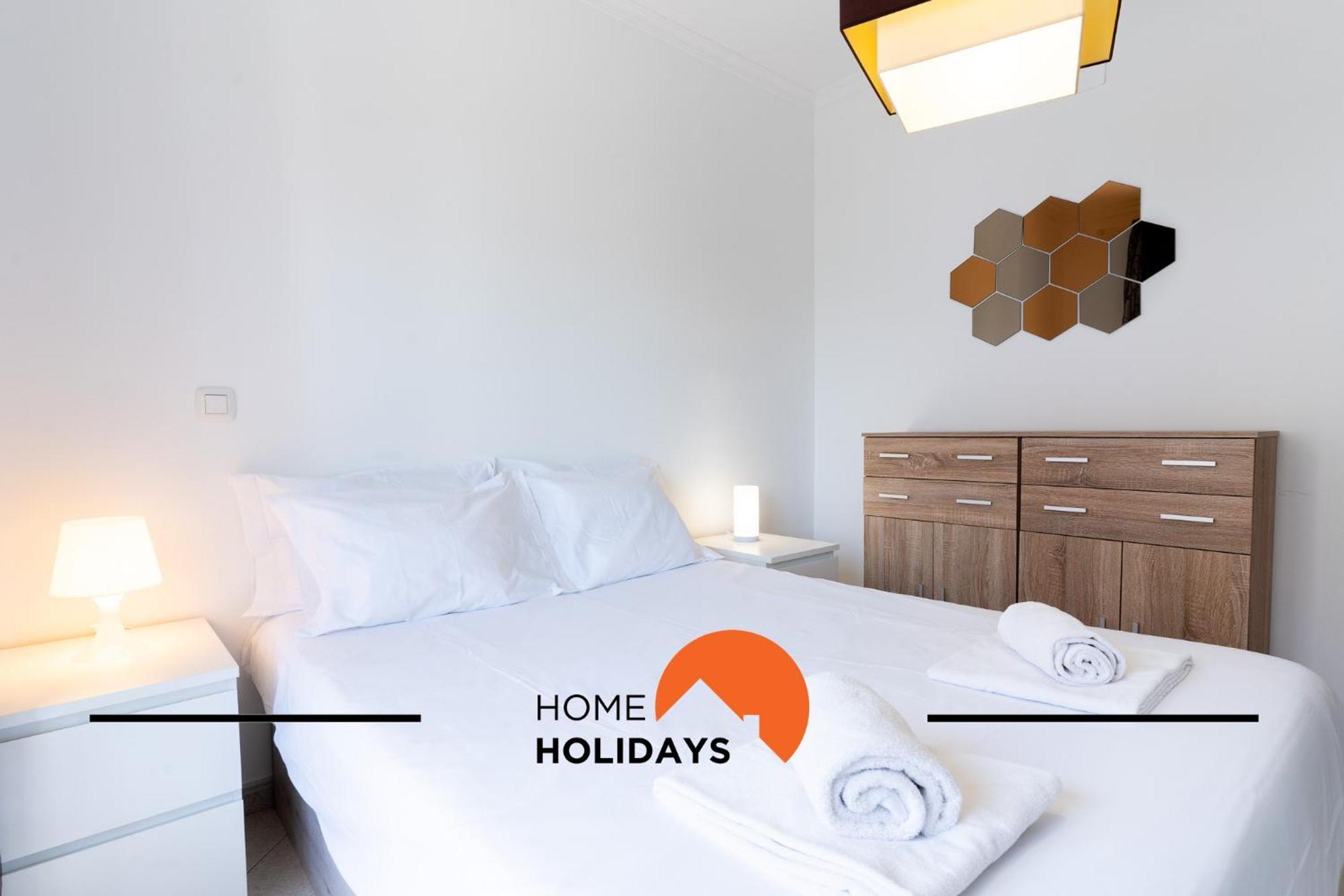 #275 Only Families - A Flor By Home Holidays Apartment