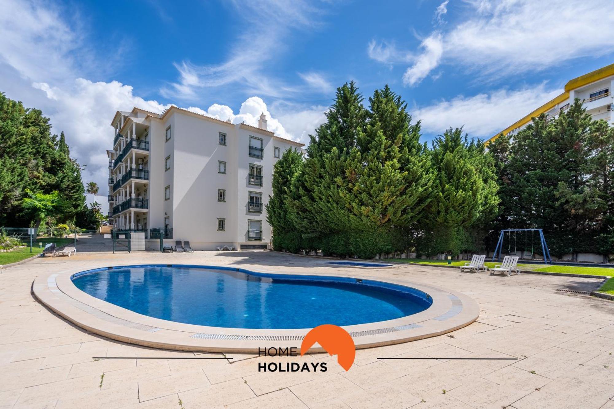#275 Only Families - A Flor By Home Holidays * Albufeira