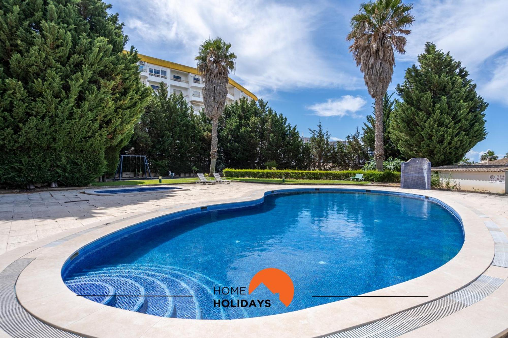 Apartment #275 Only Families - A Flor By Home Holidays